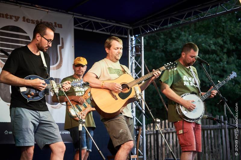 Kedluband (1. ročník Ahoj na Bucku)