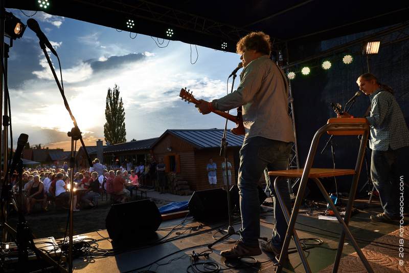 Mrakoplaš Light Orchestra  (1. ročník Ahoj na Bucku)