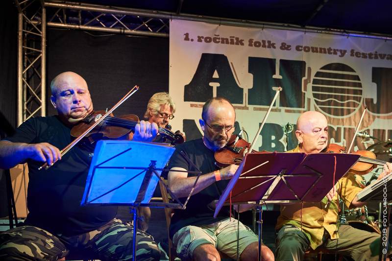 Veterán Western (1. ročník Ahoj na Bucku)