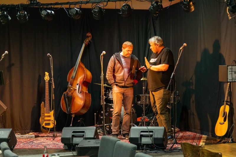 20240316-193747-001x